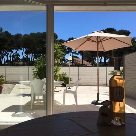 Appartements Les Pesquiers Hyeres Plage Exterior photo