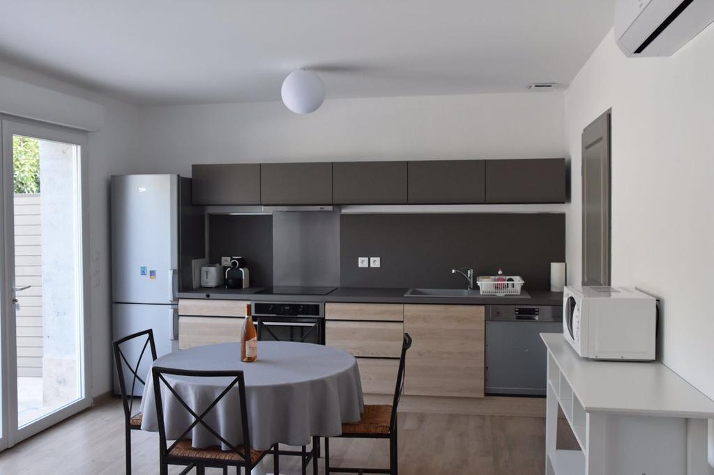 Appartements Les Pesquiers Hyeres Plage Exterior photo